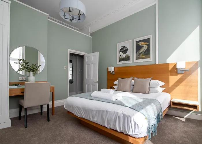 5 Doughty Street - Urban Apartments