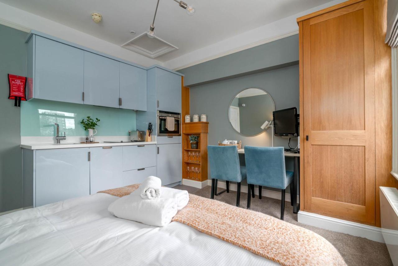 5 Doughty Street - Urban