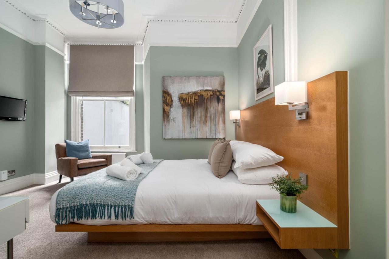 5 Doughty Street - Urban