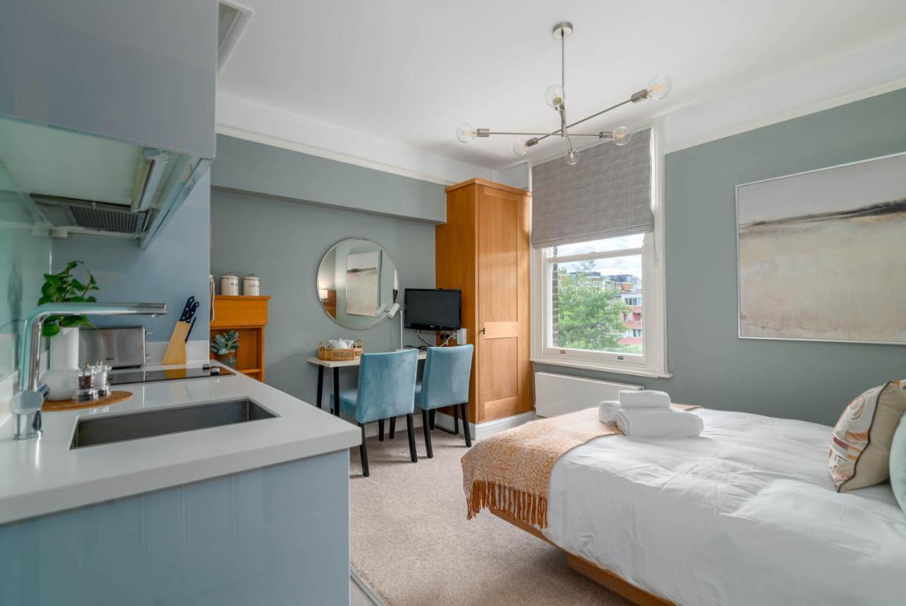 5 Doughty Street Apartment